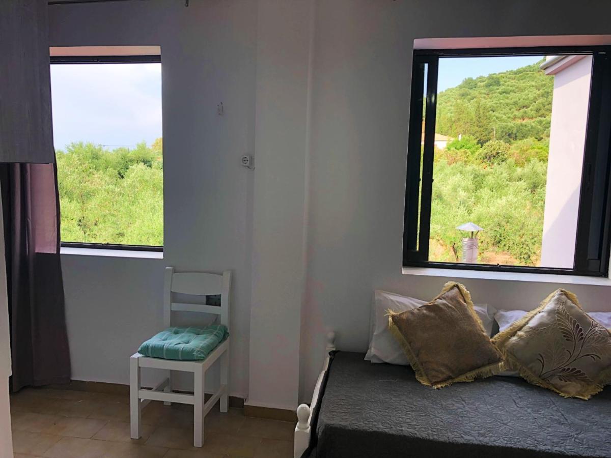 Potami Appts Apartment Ano Yerakarion ภายนอก รูปภาพ